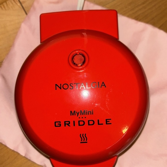 Nostalgia MyMini Griddle, 5 inch, Red - Picture 5 of 5